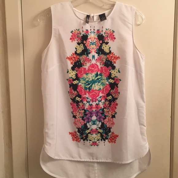 Beautiful Floral High Low Dressy Blouse - Picture 5 of 6